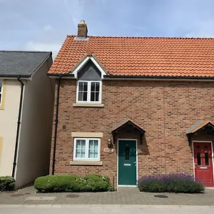 Seaside At The Bay Filey, Sleeps 4, 2 Dogs Welcome For Free Too Filey